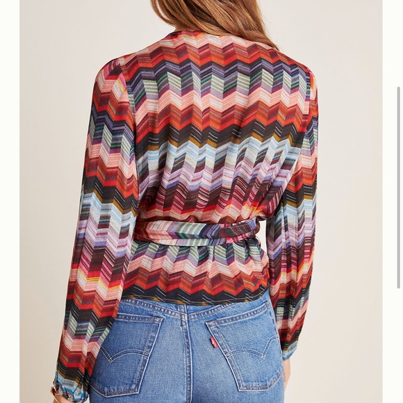 NWT Anthropologie Chevron Wrapped Top Red Motif Size S - Picture 2 of 9